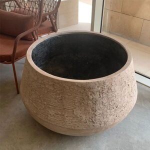 أصيص نباتات بيضاوي الشكل
